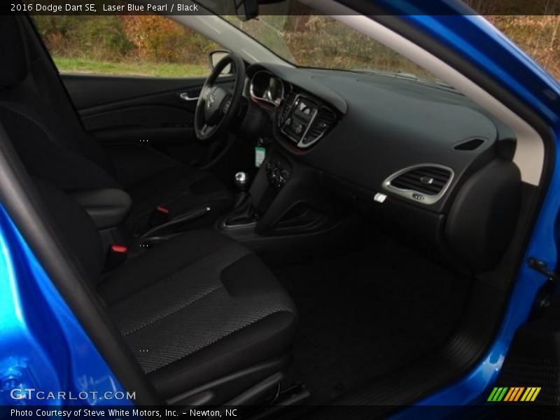Laser Blue Pearl / Black 2016 Dodge Dart SE