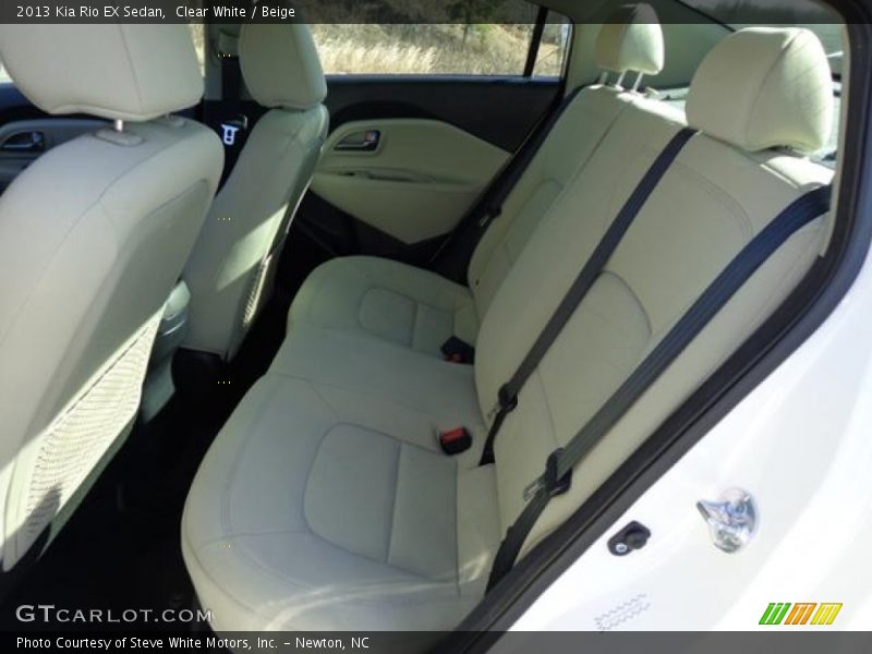 Clear White / Beige 2013 Kia Rio EX Sedan