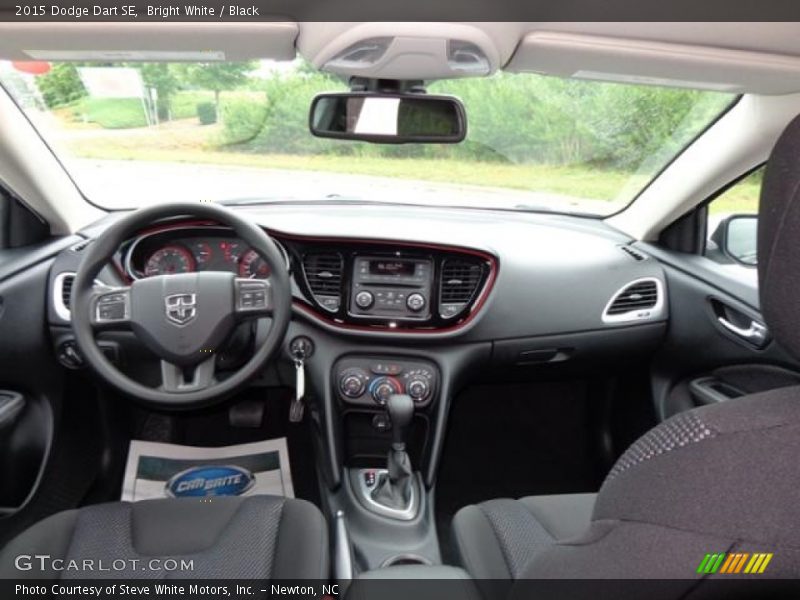 Bright White / Black 2015 Dodge Dart SE