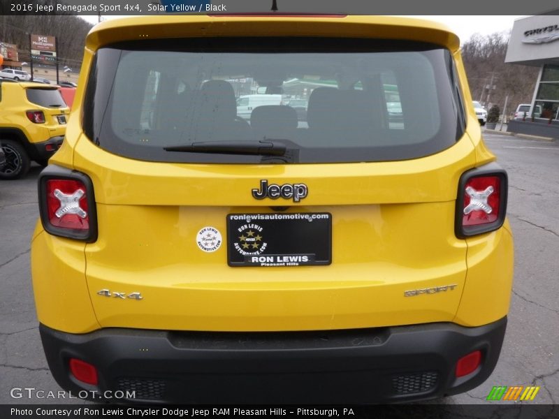 Solar Yellow / Black 2016 Jeep Renegade Sport 4x4