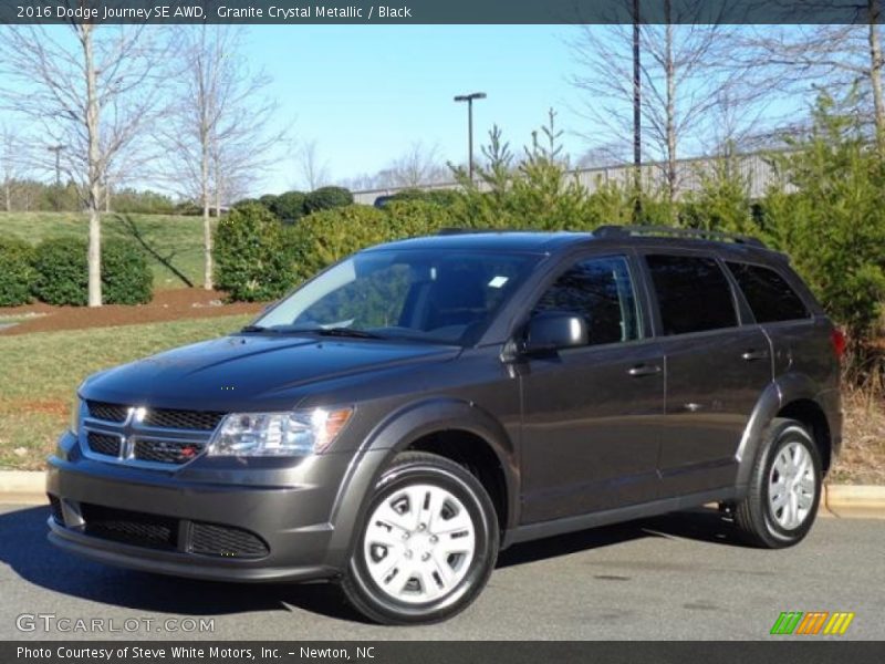 Front 3/4 View of 2016 Journey SE AWD