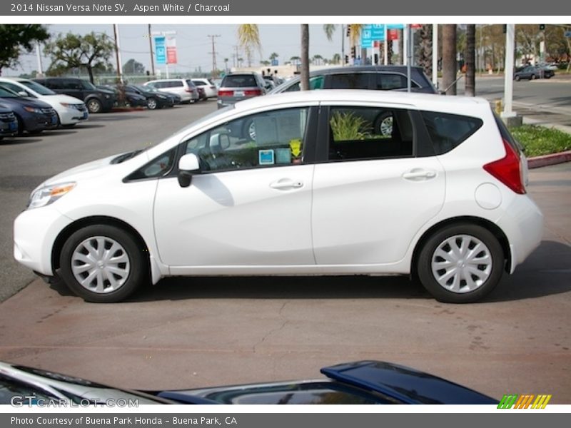 Aspen White / Charcoal 2014 Nissan Versa Note SV