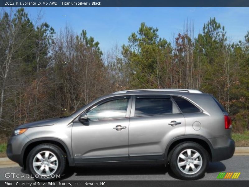 Titanium Silver / Black 2013 Kia Sorento LX V6 AWD