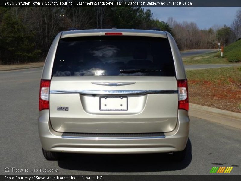 Cashmere/Sandstone Pearl / Dark Frost Beige/Medium Frost Beige 2016 Chrysler Town & Country Touring