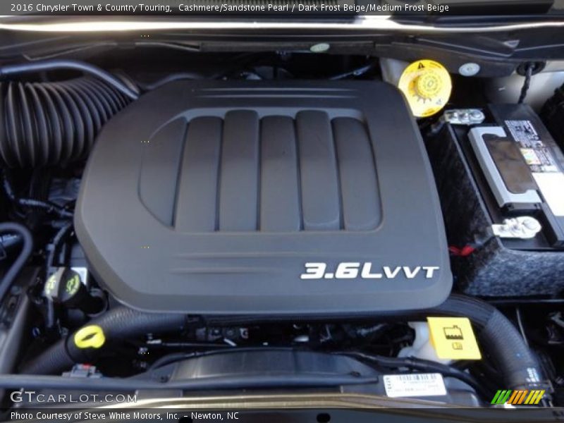 Cashmere/Sandstone Pearl / Dark Frost Beige/Medium Frost Beige 2016 Chrysler Town & Country Touring