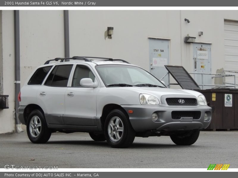 Front 3/4 View of 2001 Santa Fe GLS V6