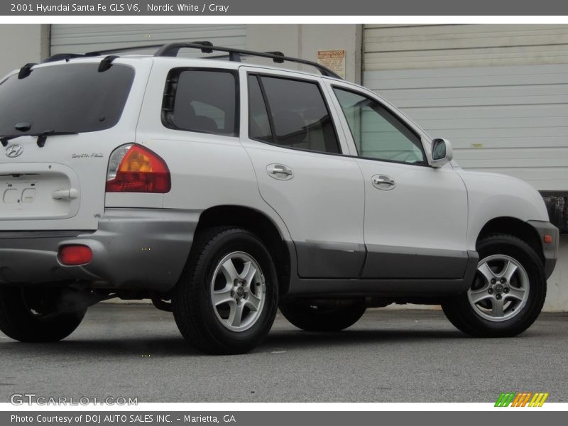 Nordic White / Gray 2001 Hyundai Santa Fe GLS V6