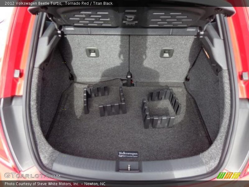 Tornado Red / Titan Black 2012 Volkswagen Beetle Turbo