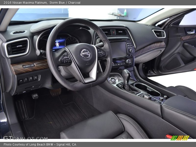  2016 Maxima Platinum Charcoal Interior
