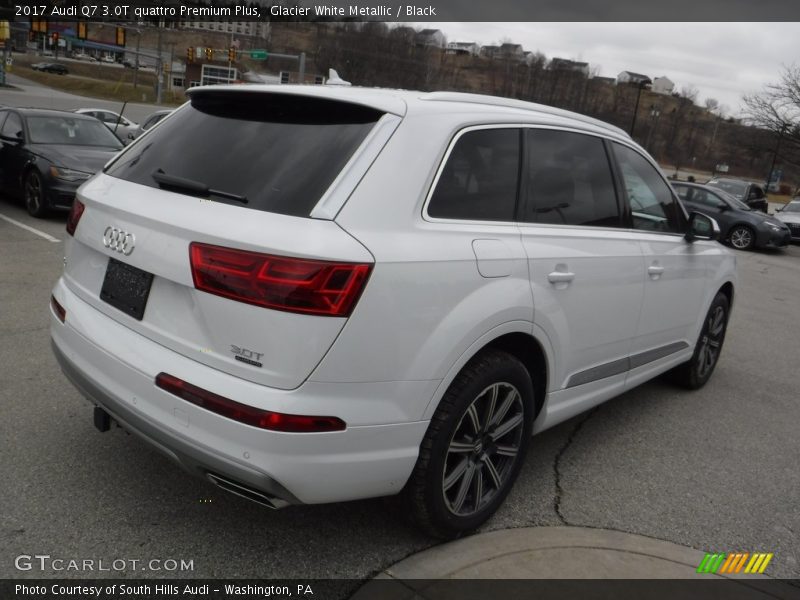 Glacier White Metallic / Black 2017 Audi Q7 3.0T quattro Premium Plus