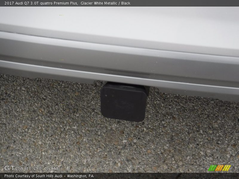 Glacier White Metallic / Black 2017 Audi Q7 3.0T quattro Premium Plus