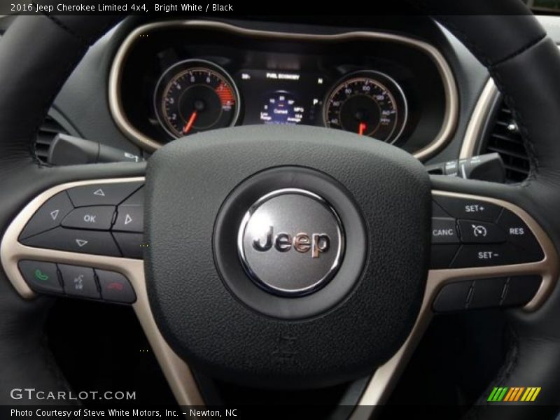 Bright White / Black 2016 Jeep Cherokee Limited 4x4