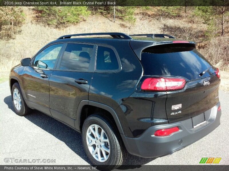 Brilliant Black Crystal Pearl / Black 2016 Jeep Cherokee Sport 4x4
