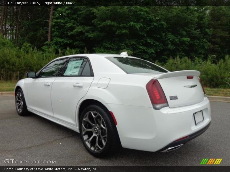 Bright White / Black 2015 Chrysler 300 S