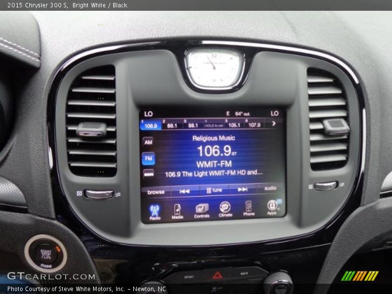 Controls of 2015 300 S