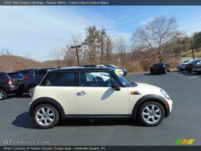 Pepper White / Carbon Black/Carbon Black 2007 Mini Cooper Hardtop