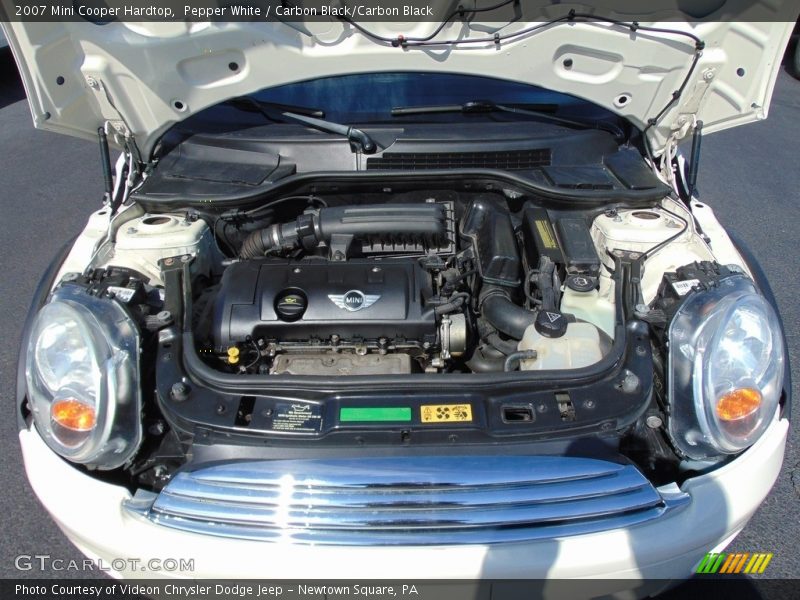 Pepper White / Carbon Black/Carbon Black 2007 Mini Cooper Hardtop
