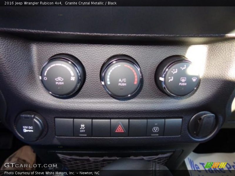 Granite Crystal Metallic / Black 2016 Jeep Wrangler Rubicon 4x4