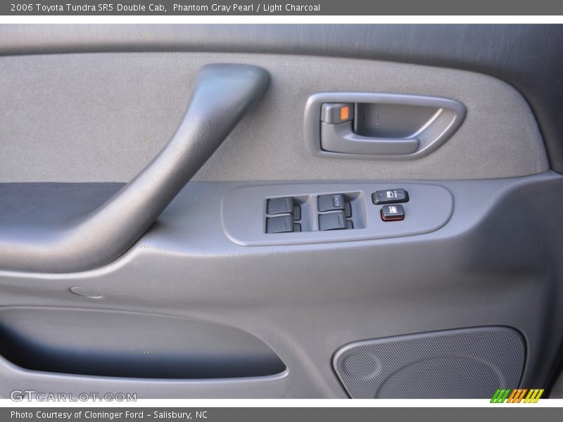 Phantom Gray Pearl / Light Charcoal 2006 Toyota Tundra SR5 Double Cab