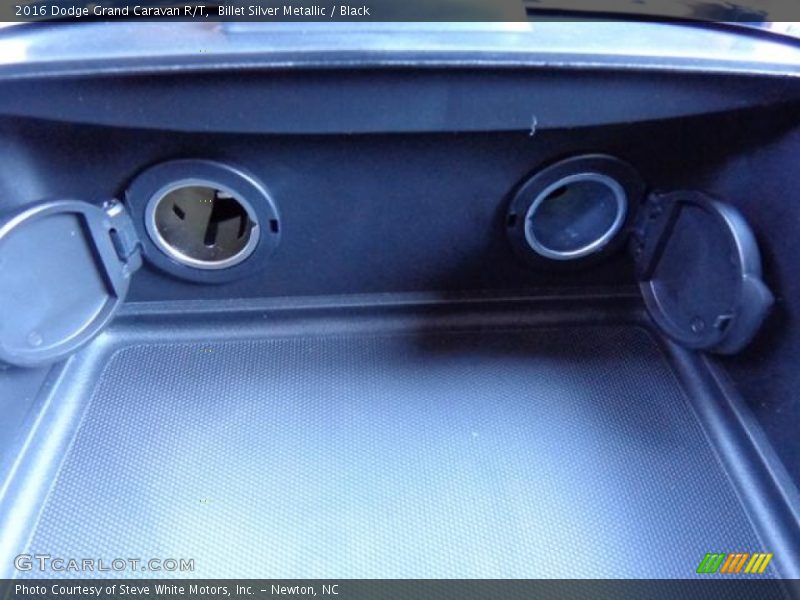 Billet Silver Metallic / Black 2016 Dodge Grand Caravan R/T