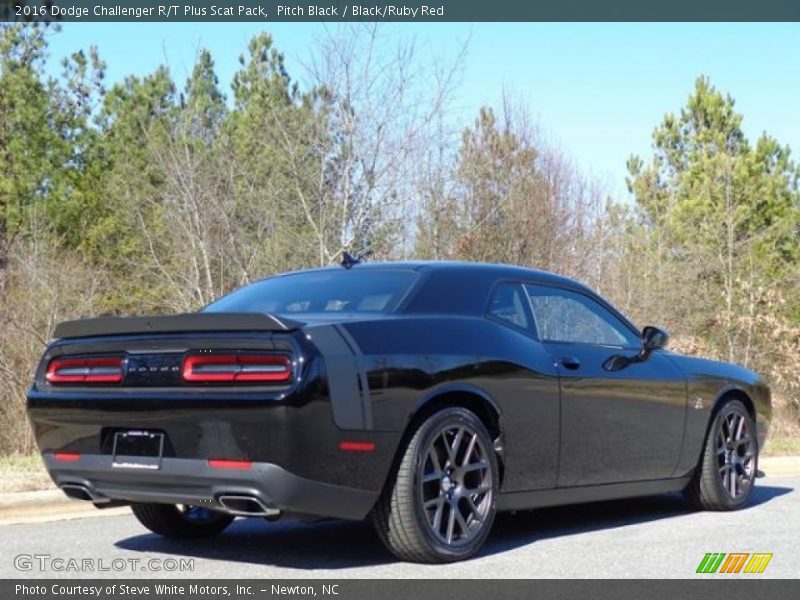 Pitch Black / Black/Ruby Red 2016 Dodge Challenger R/T Plus Scat Pack