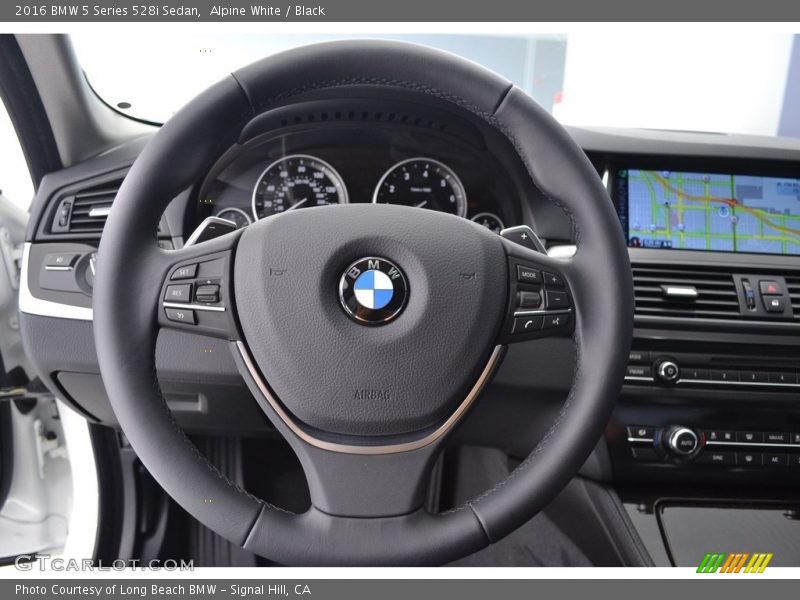 Alpine White / Black 2016 BMW 5 Series 528i Sedan