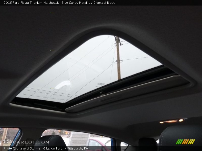 Blue Candy Metallic / Charcoal Black 2016 Ford Fiesta Titanium Hatchback