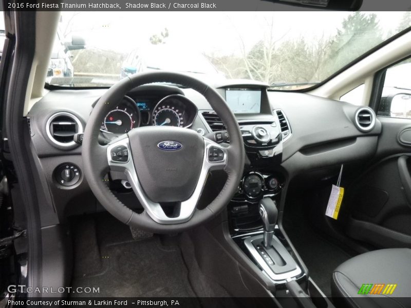 Shadow Black / Charcoal Black 2016 Ford Fiesta Titanium Hatchback