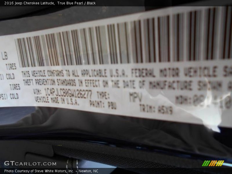 True Blue Pearl / Black 2016 Jeep Cherokee Latitude