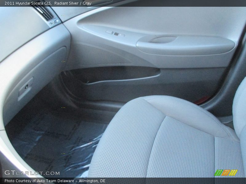 Radiant Silver / Gray 2011 Hyundai Sonata GLS