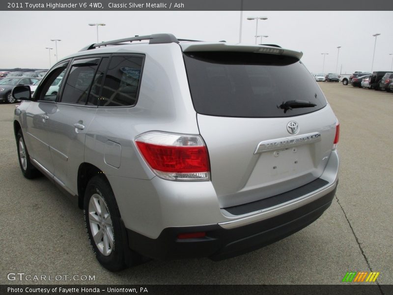Classic Silver Metallic / Ash 2011 Toyota Highlander V6 4WD