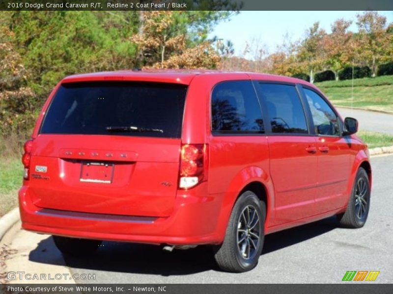 Redline 2 Coat Pearl / Black 2016 Dodge Grand Caravan R/T