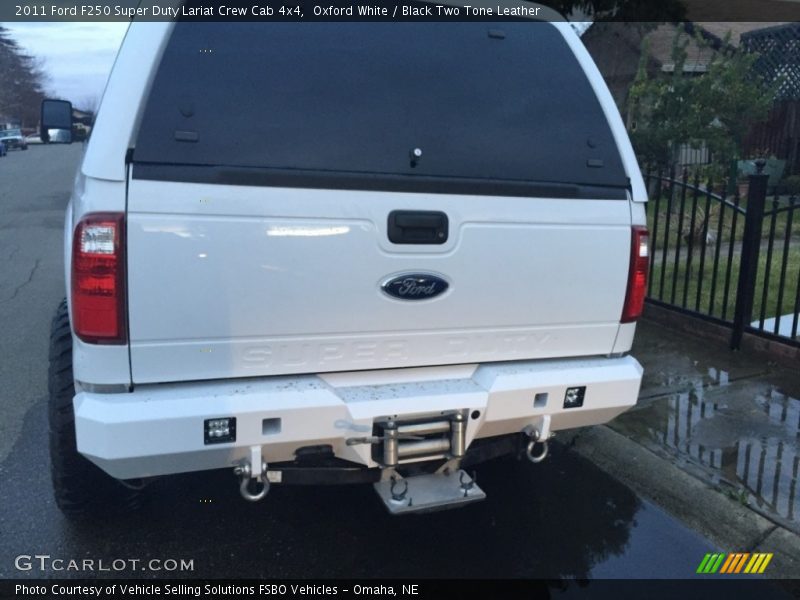 Oxford White / Black Two Tone Leather 2011 Ford F250 Super Duty Lariat Crew Cab 4x4