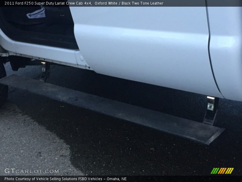 Oxford White / Black Two Tone Leather 2011 Ford F250 Super Duty Lariat Crew Cab 4x4