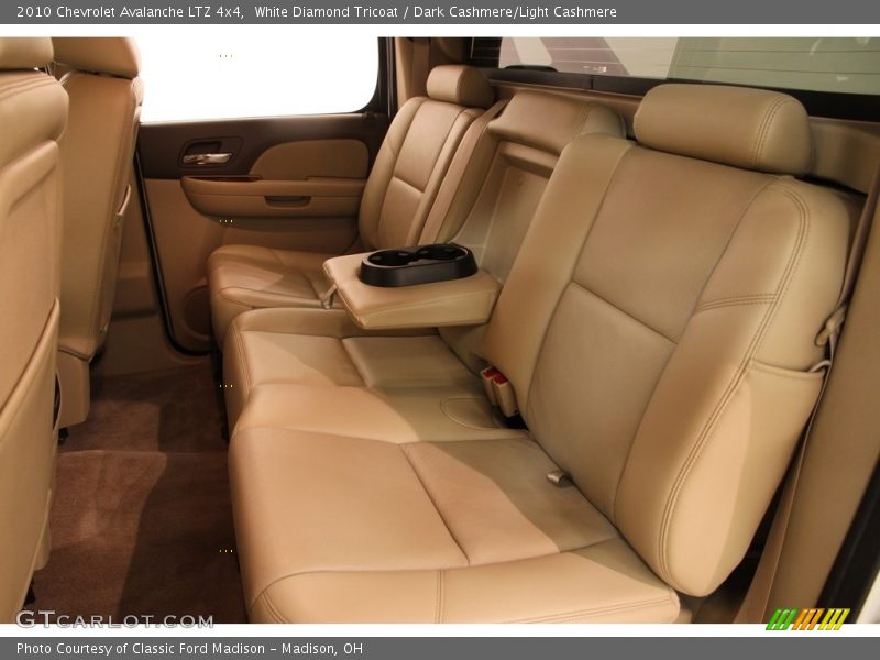White Diamond Tricoat / Dark Cashmere/Light Cashmere 2010 Chevrolet Avalanche LTZ 4x4