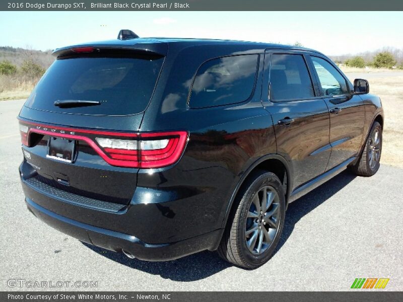 Brilliant Black Crystal Pearl / Black 2016 Dodge Durango SXT