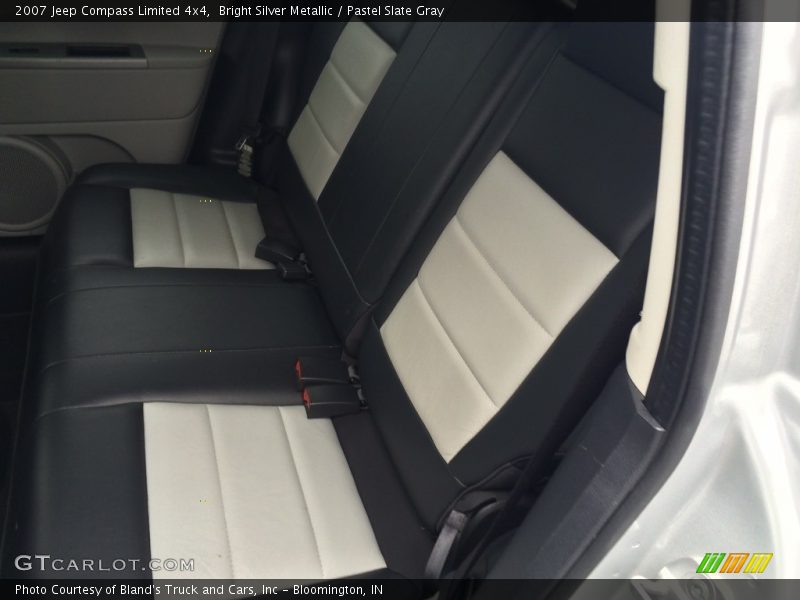 Bright Silver Metallic / Pastel Slate Gray 2007 Jeep Compass Limited 4x4