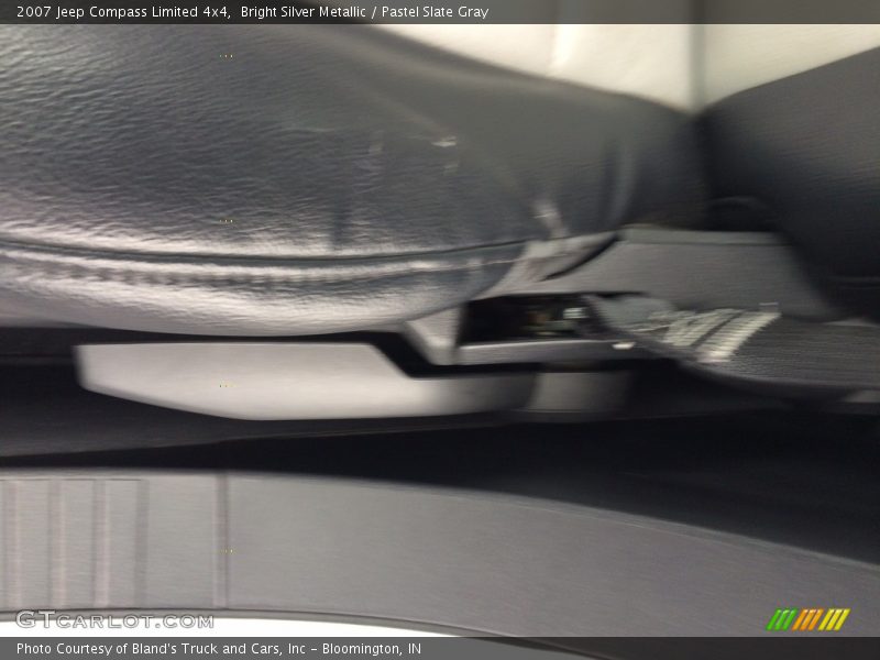 Bright Silver Metallic / Pastel Slate Gray 2007 Jeep Compass Limited 4x4