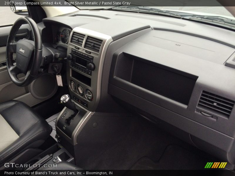 Bright Silver Metallic / Pastel Slate Gray 2007 Jeep Compass Limited 4x4