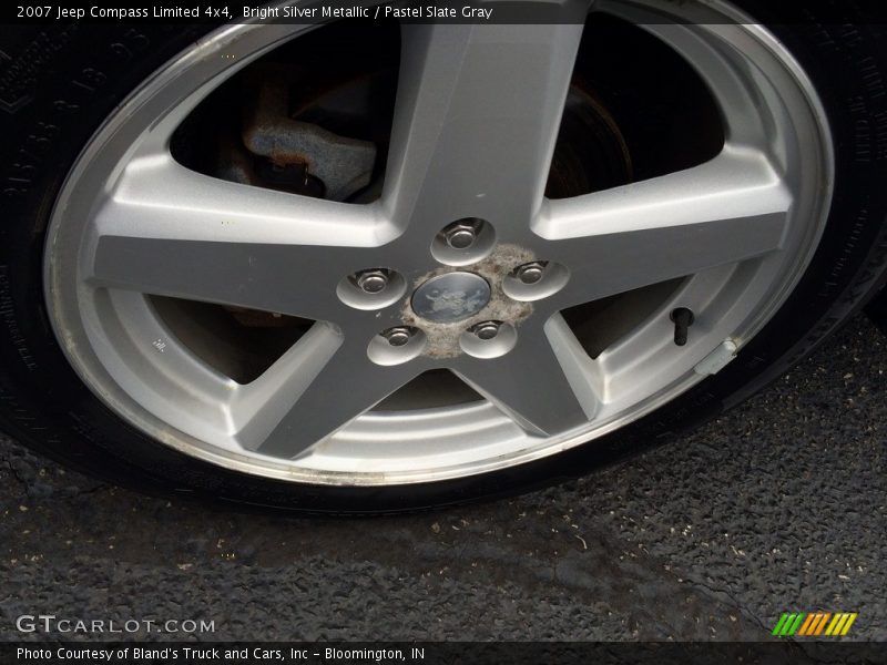 Bright Silver Metallic / Pastel Slate Gray 2007 Jeep Compass Limited 4x4