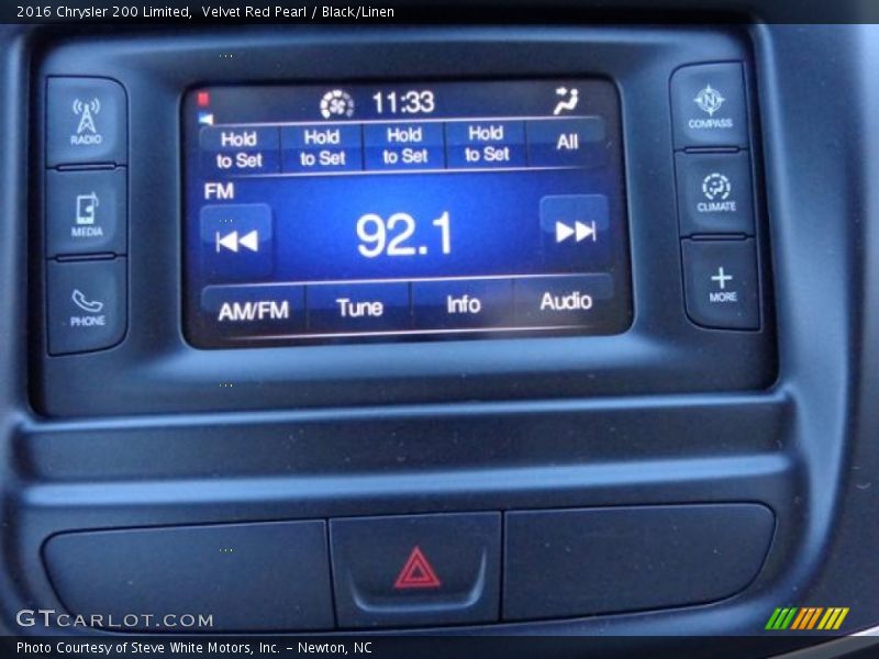 Velvet Red Pearl / Black/Linen 2016 Chrysler 200 Limited