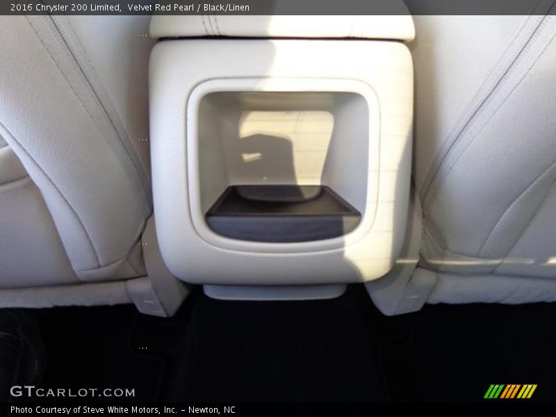 Velvet Red Pearl / Black/Linen 2016 Chrysler 200 Limited