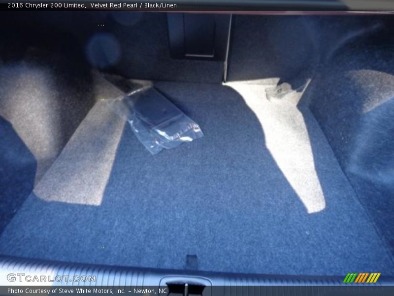 Velvet Red Pearl / Black/Linen 2016 Chrysler 200 Limited