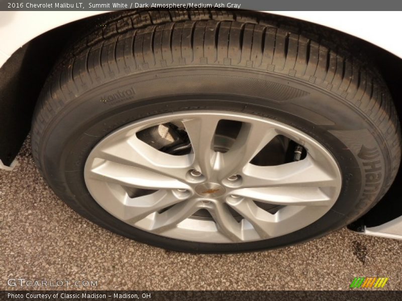 Summit White / Dark Atmosphere/Medium Ash Gray 2016 Chevrolet Malibu LT