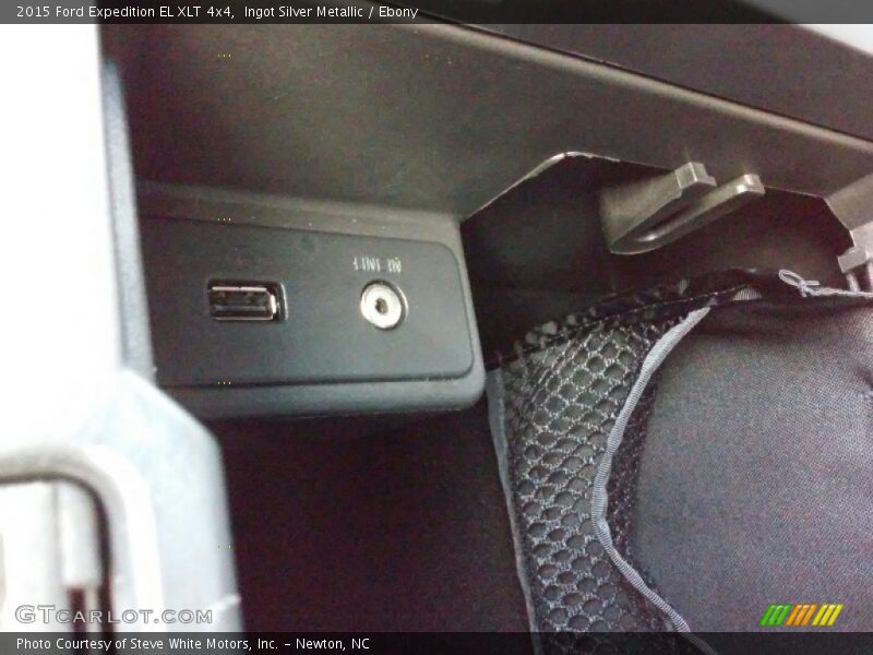 Ingot Silver Metallic / Ebony 2015 Ford Expedition EL XLT 4x4