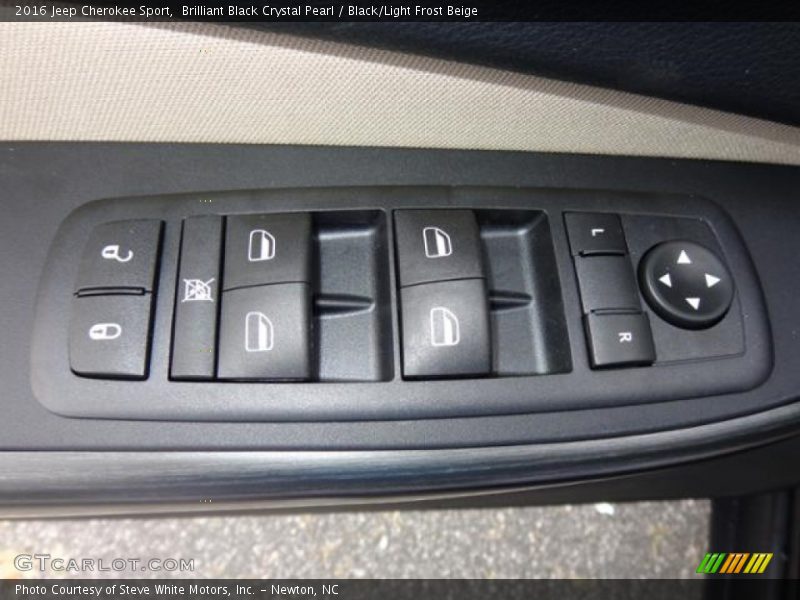 Brilliant Black Crystal Pearl / Black/Light Frost Beige 2016 Jeep Cherokee Sport