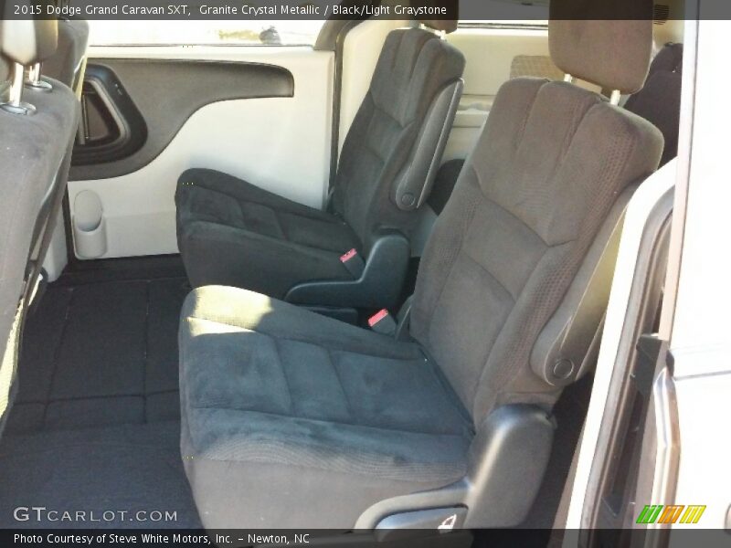 Granite Crystal Metallic / Black/Light Graystone 2015 Dodge Grand Caravan SXT