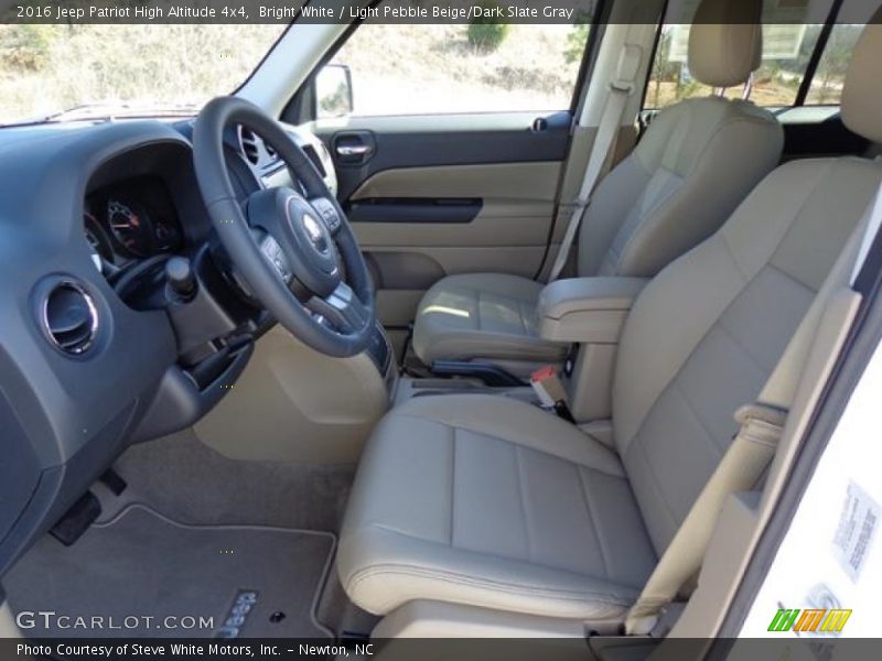 Bright White / Light Pebble Beige/Dark Slate Gray 2016 Jeep Patriot High Altitude 4x4