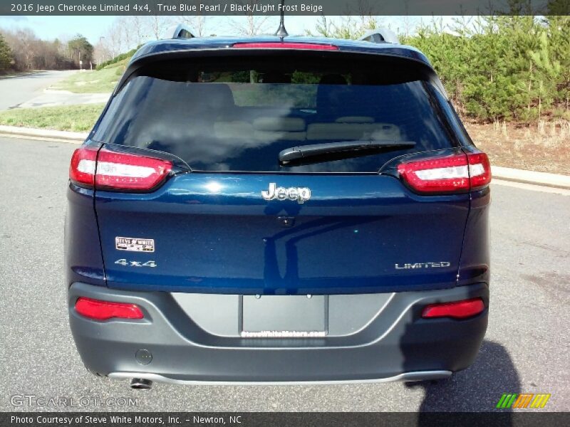 True Blue Pearl / Black/Light Frost Beige 2016 Jeep Cherokee Limited 4x4