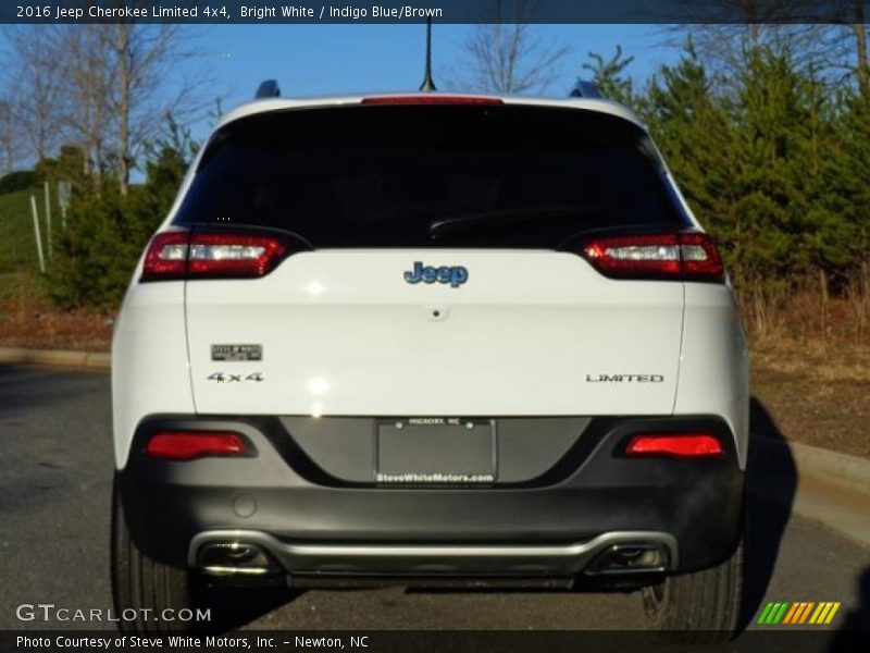 Bright White / Indigo Blue/Brown 2016 Jeep Cherokee Limited 4x4